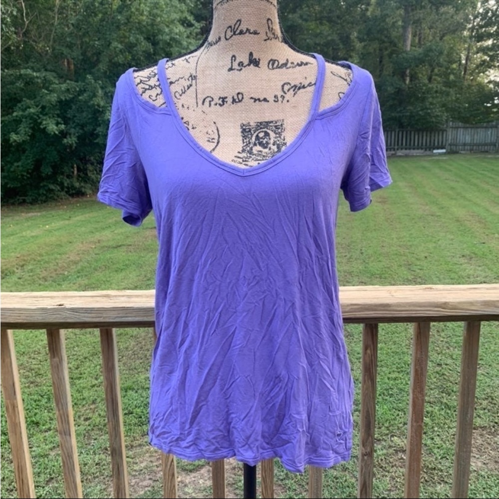 Victoria’s Secret PINK t-shirt